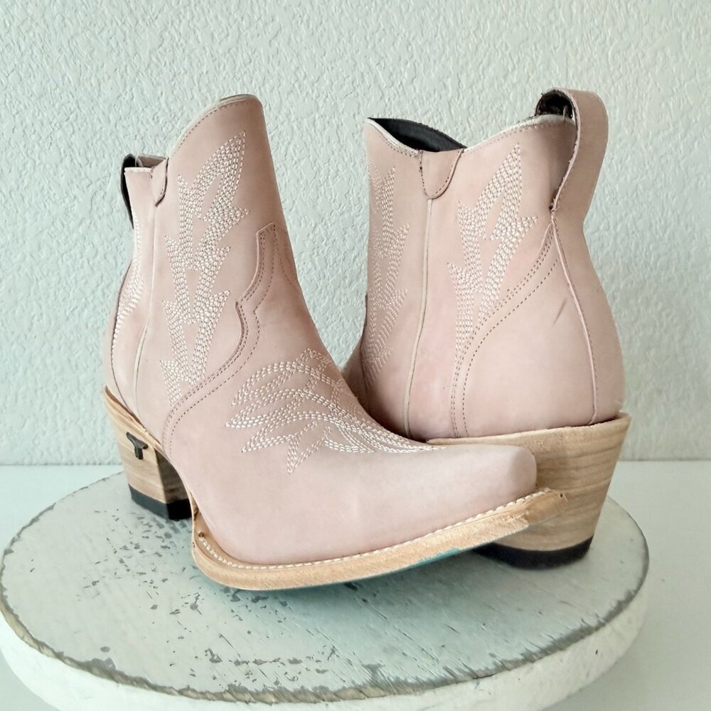 Lane Boots Gallatin Womens Cowboy Bootie Pink Western Short Boots Snip Toe 9.5